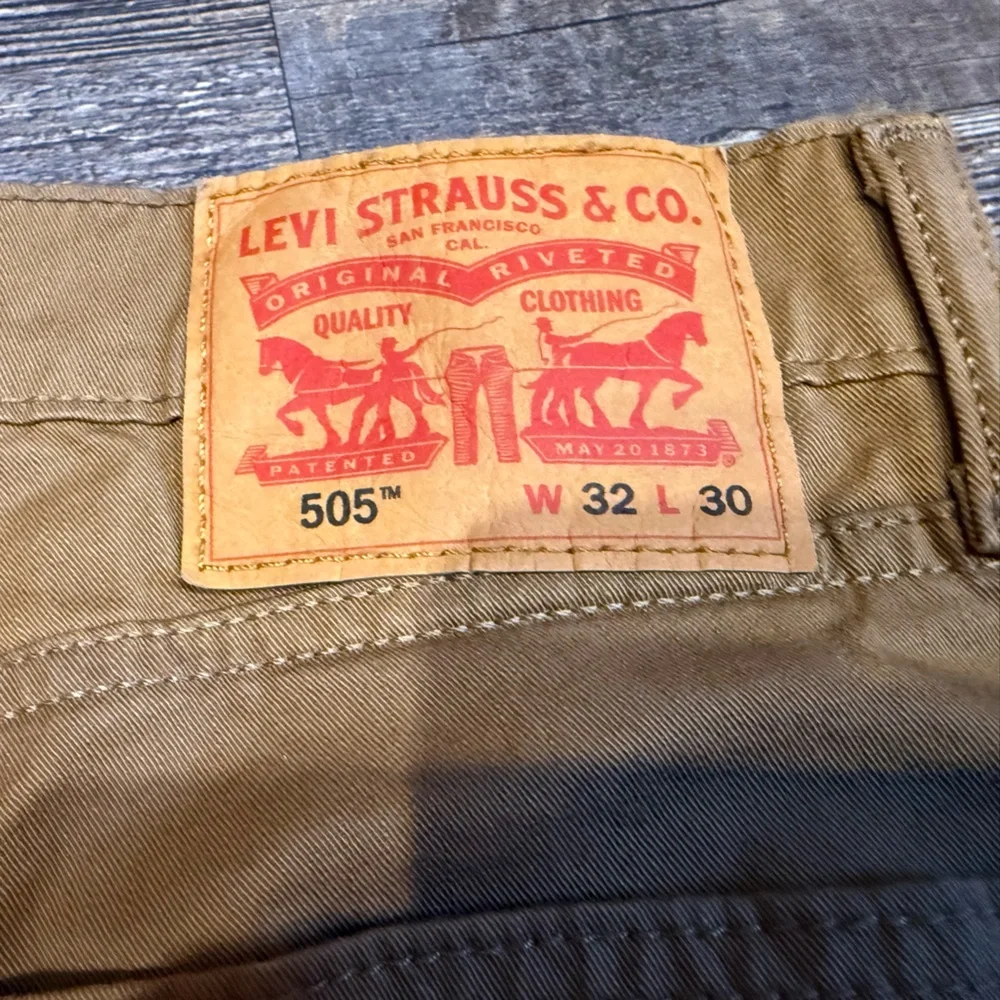 Levi’s 505 men’s size 32 x 30 camel-colored pants